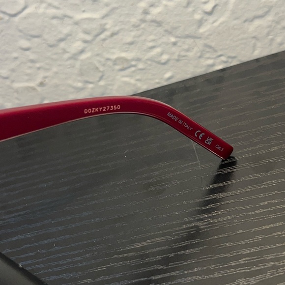 Saint Laurent Burgundy Sunglasses - Picture 5 of 8